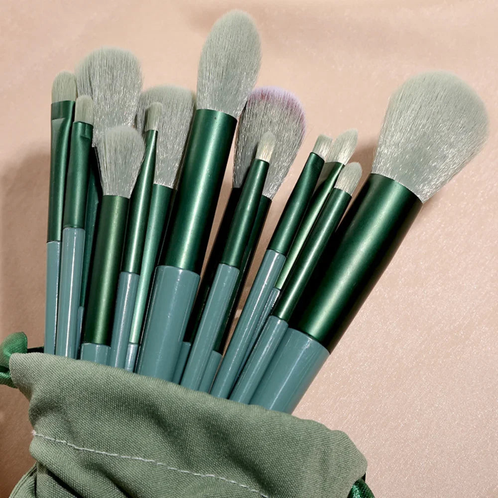 Complete cosmetic brush set for full face and eye makeup
