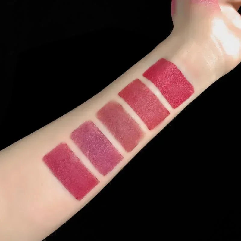 velvet matte lipstick swatch on lips